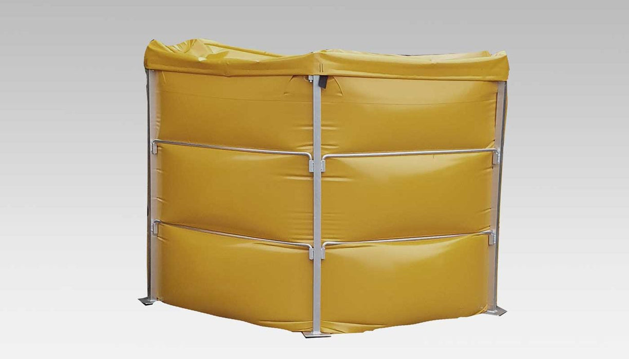 Collapsible tanks